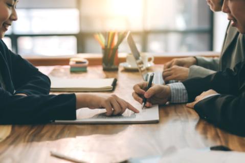 Illustration de l'article Pour un aval, un devoir d’information en amont ?