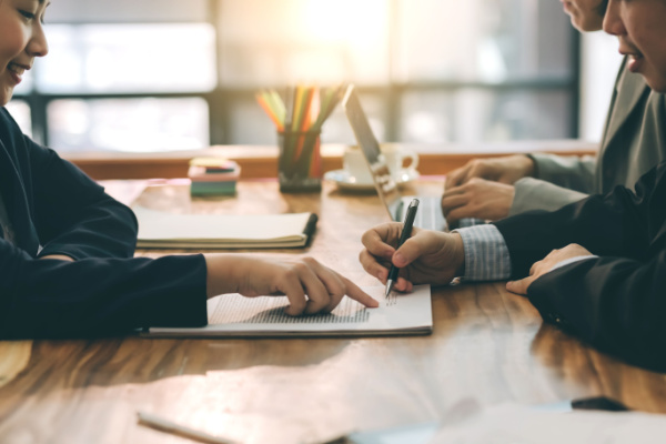 Illustration de l'article Pour un aval, un devoir d’information en amont ?