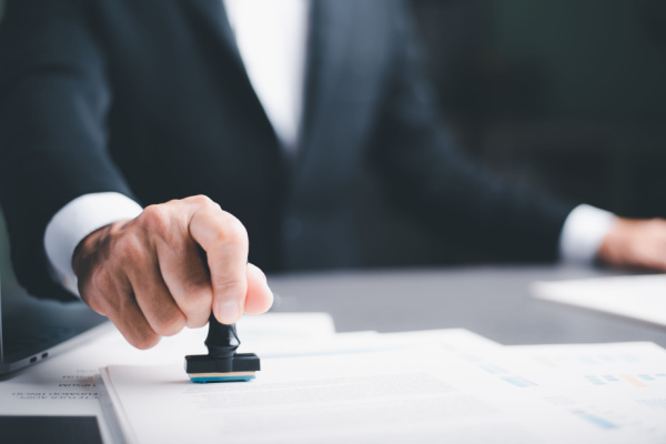 Illustration de l'article « Silence vaut acceptation » : précisions du juge