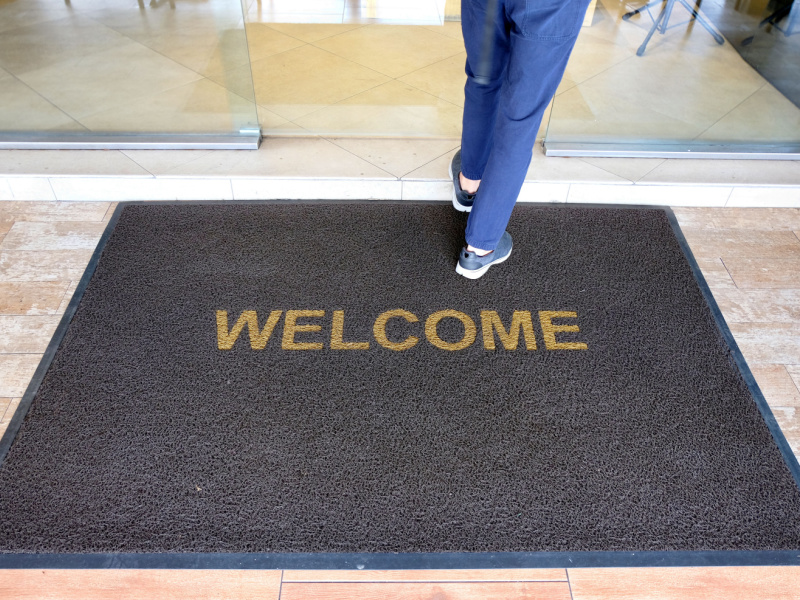 Illustration de l'article Calcul de la TASCOM : faut-il tenir compte du sas d’entrée d’un magasin ?