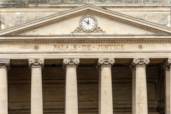 Illustration de l'article Personnalité morale d’une société : survit-elle à la dissolution ?